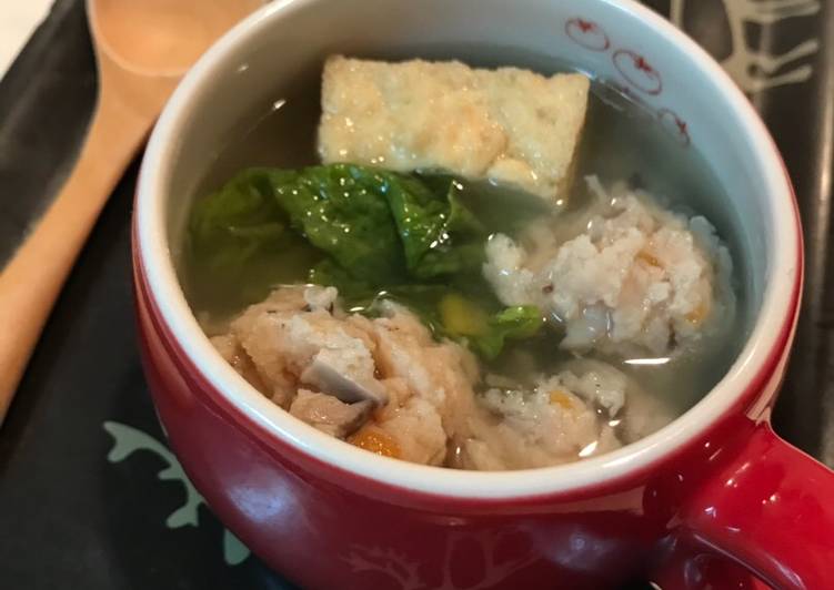 Langkah Mudah untuk Menyiapkan Sup Baso ayam shitake super lembut Anti Gagal