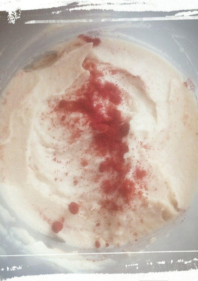 Una foto de Hummus casero