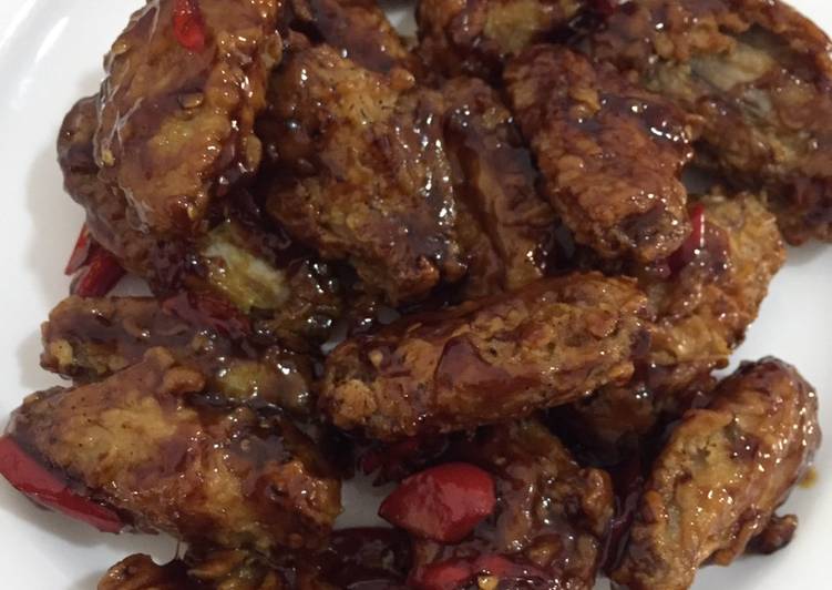 Crispy Black Pepper Chicken Wings