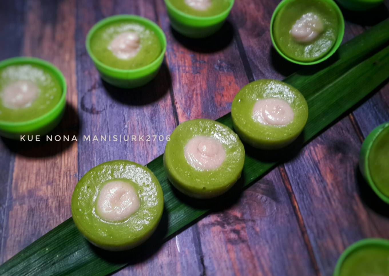 Kue nona manis