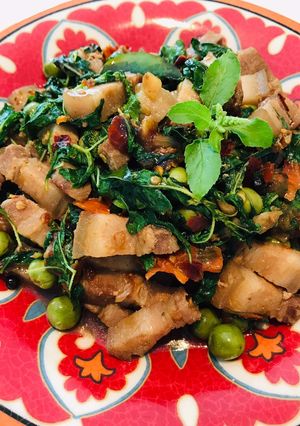 รูปของ ผัดเผ็ดหมูสามชั้น