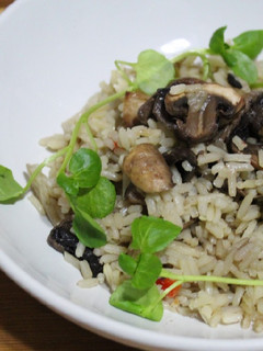 Una foto de Arroz con champiñones