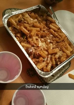 A picture of Triple meet baked ziti.