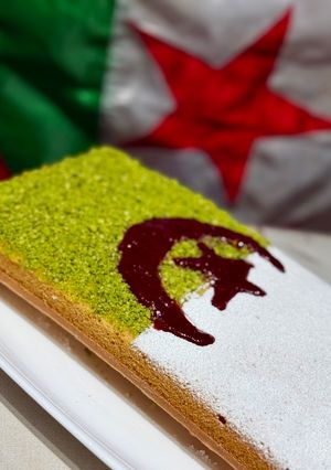 صورة لوصفة كيكة العلم الوطني بطعم حب الوطن🇩🇿🇩🇿🇩🇿