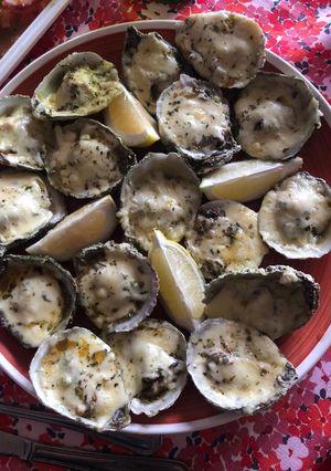 Una foto de Ostras a la parmesana