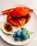 Cua hấp gừng sốt chanh leo