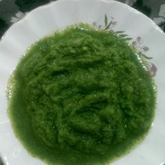 A picture of Indian gooseberry chutney.
