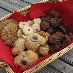 A picture of Banana & Black Pepper Hot Biscuit (Scone).