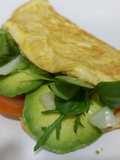Tortilla rellena de aguacate..