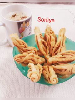 खस्ता करेला (Khasta Karela Recipe in Hindi) रेसिपी मुख्य फोटो