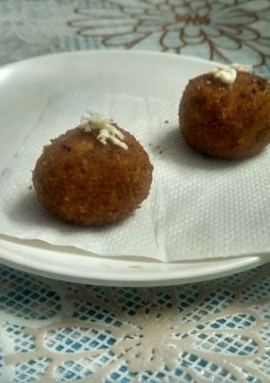 A picture of Dahi ke kebab.