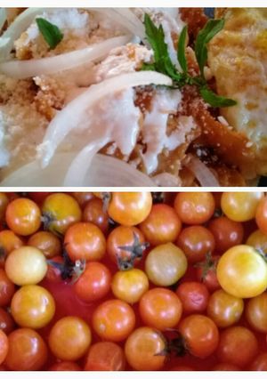 Una foto de 😋Ricos chilaquiles 🍅 small tomato