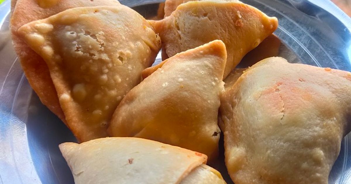 Samosa Add Samosa Recipe by Pooja Soni - Cookpad