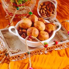 A picture of Gulgule 😋😋😋.