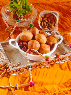 A picture of Gulgule 😋😋😋.