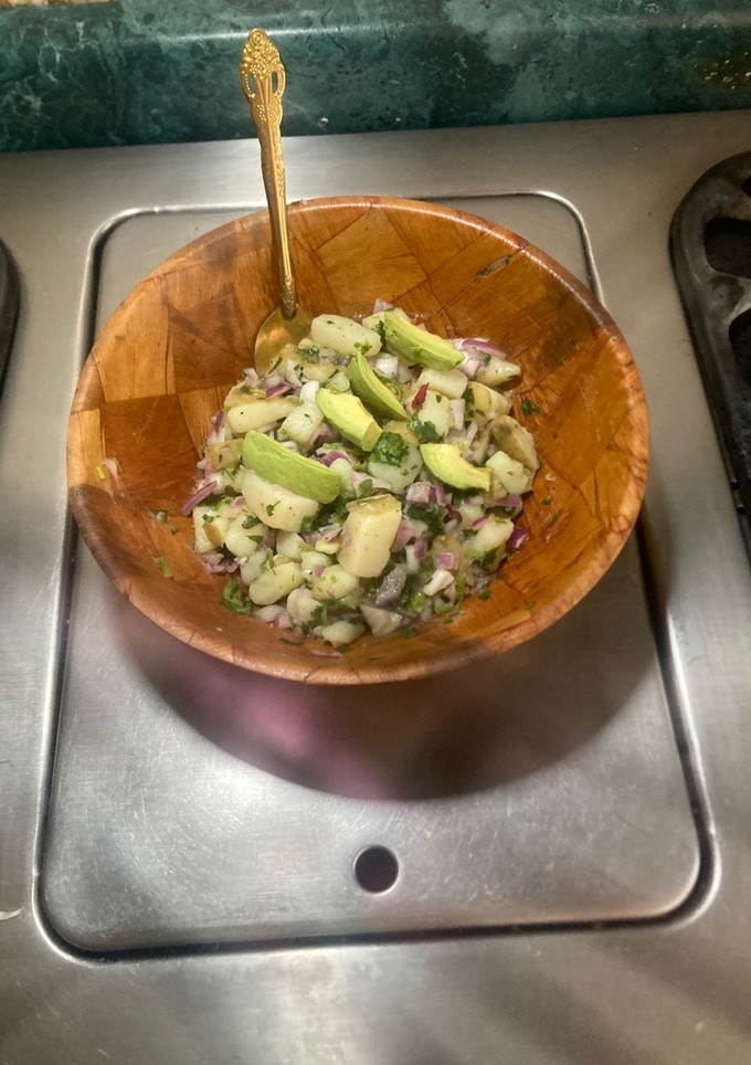 Una foto de *Ensalada de Papa con Sabor a Verano"