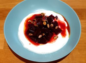 Foto principal de Ensalada de Remolacha y Yogur x