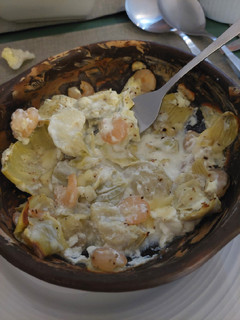 Una foto de Camarones con Alcachofas gratinadas keto
