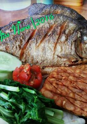 Foto resep Ikan Bawal Goreng Sambal Mentah