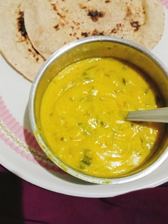 बेसन की कढ़ी (besan ki kadhi recipe in Hindi) रेसिपी मुख्य फोटो