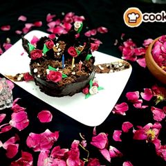 A picture of Chocolate flower pot.