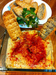 Una foto de Hummus