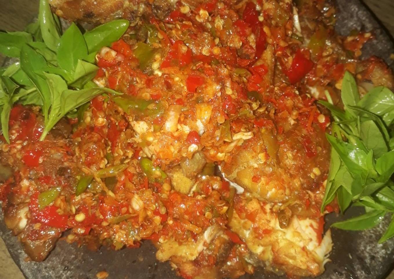 Ayam geprek tanpa tepung