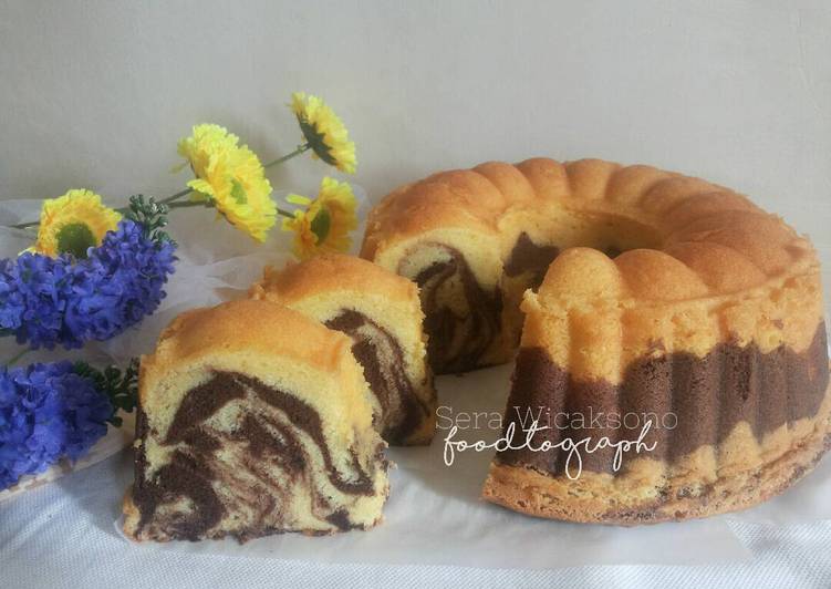 Marble butter cake Law's Kitchen