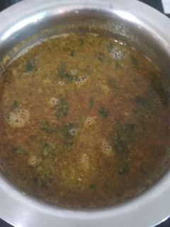 காரசாரமான மிளகு ரசம் (Milagu rasam recipe in tamil) செய்முறை முக்கிய புகைப்படம்