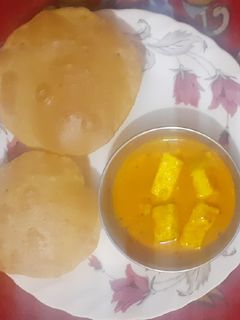 खस्ता मैदा पूरी (Khasta maida puri recipe in Hindi) रेसिपी मुख्य फोटो