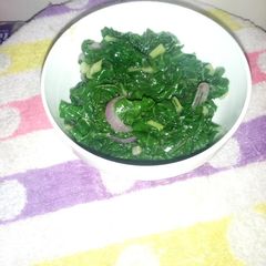 A picture of Fried spinach.