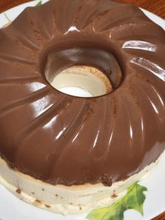 Una foto de Gelatina de crema de avellanas y queso de untar