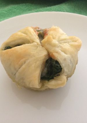 Una foto de Vasitos de espinaca y parmesano