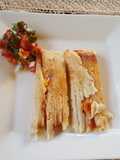 Tamales de pollo con mole rojo
