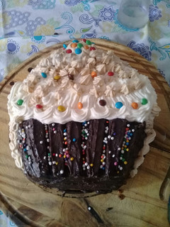 Una foto de Torta de cumpleaños para mi dulce luna
