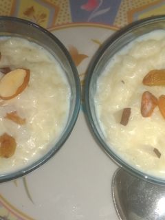 चावल की खीर (chawal ki kheer recipe in Hindi) रेसिपी मुख्य फोटो