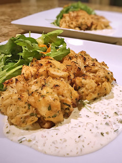 A picture of Crab cakes.