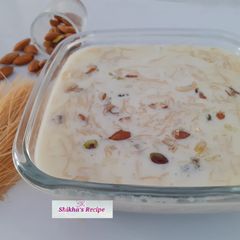 Vermicelli kheer A picture of Vermicelli kheer.