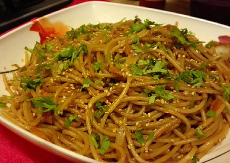Recipe of Speedy Vegetable Noodles