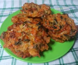 Siap Saji Bakwan Sayur / Ote Ote Praktis Enak Siap Saji Bakwan Sayur / Ote Ote Praktis Enak