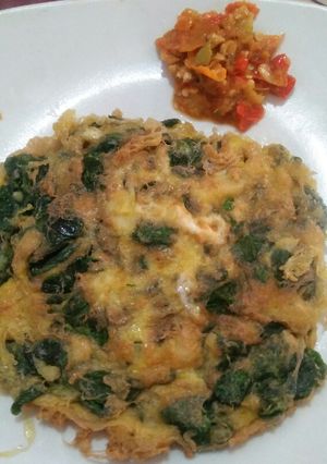 Foto resep Omelet Kelor with Sambel Bawang