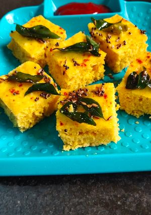 A picture of Dhokla.