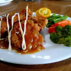 A picture of Ayam tepung saus tiram.