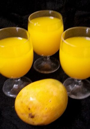 A picture of Homemade mango frooti.