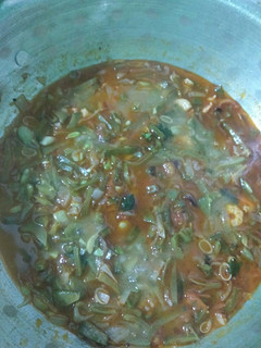 இறால் அவரை கிரேவி (irraal avar gravy recipe in Tamil) செய்முறை முக்கிய புகைப்படம்