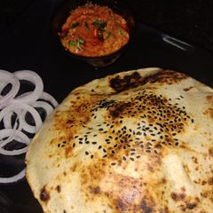 A picture of Tandoori Naan.
