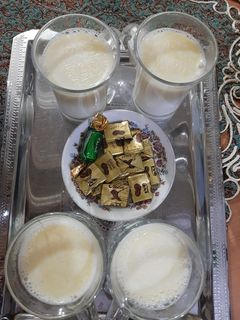 عکسی از دستور شیر با دارچین