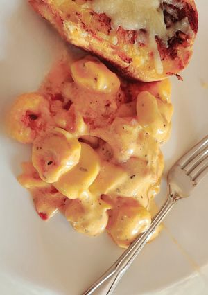 A picture of Cheese Tortellini Pepperoni Casserole.