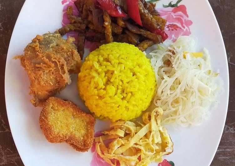 Nasi kuning
