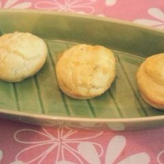A picture of Gluten Free Mini Cheese Buns.